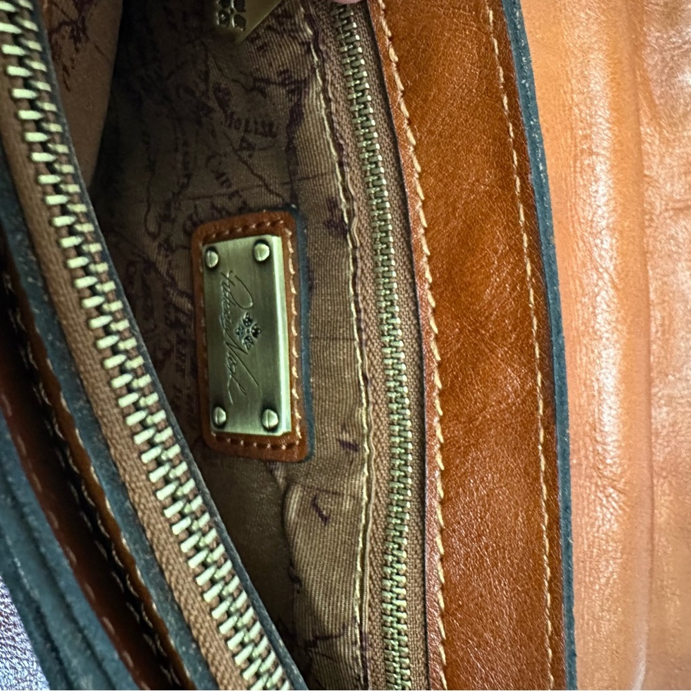 Patricia Nash Atessa Crossbody – Limited Edition Leather Discovery Collection - Picture 7 of 13
